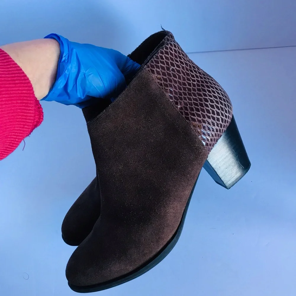 Vionic‎ Brown Ankle Boots